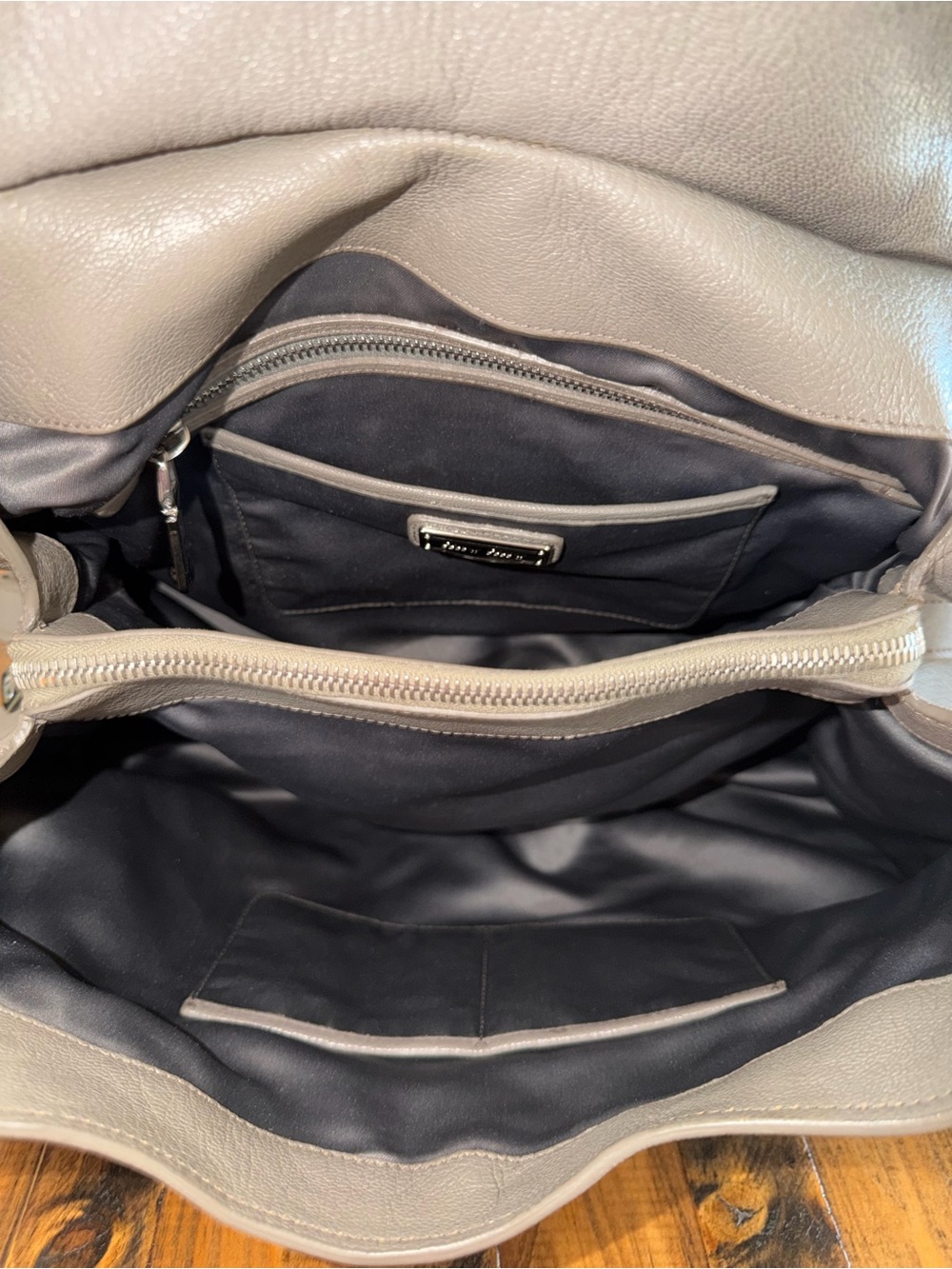MIU MIU Grey Leather Shoulder Bag - Picture 12 of 16